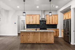 3340 Redwood Hwy, Grants Pass, OR 97527 - Photo 11