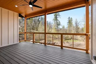 3340 Redwood Hwy, Grants Pass, OR 97527 - Photo 43