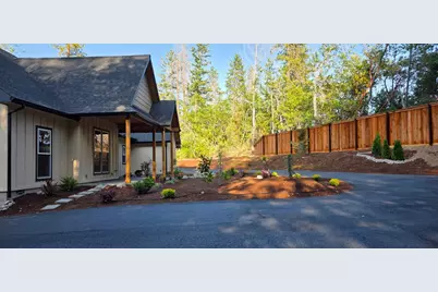 3340 Redwood Highway, Grants Pass, OR 97527 - Photo 39