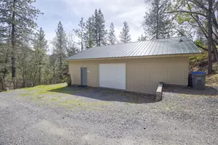 4509 Humbug Creek Rd, Jacksonville, OR 97530 - Photo 25
