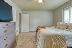 425 W 1st St, Merrill, OR 97633 - Photo 13