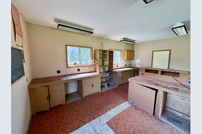 350 Mona Way, Cave Junction, OR 97523 - Photo 17