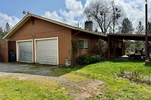 350 Mona Way, Cave Junction, OR 97523 - Photo 5