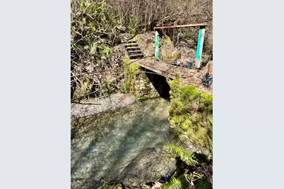 350 Mona Way, Cave Junction, OR 97523 - Photo 21