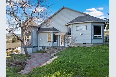 454 Elm Street, Phoenix, OR 97535 - Photo 35