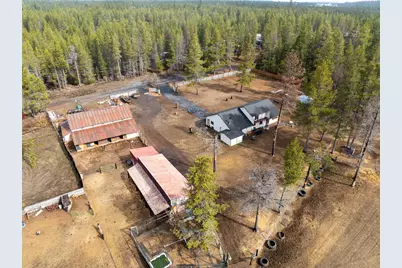 1052 S Airport Drive, Crescent, OR 97733 - Photo 3