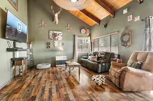 1052 S Airport Dr, Crescent, OR 97733 - Photo 5