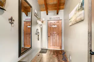 1052 S Airport Dr, Crescent, OR 97733 - Photo 7