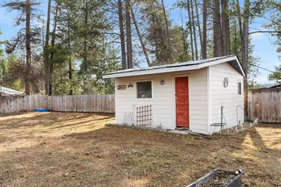 1052 S Airport Drive, Crescent, OR 97733 - Photo 25