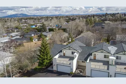 438 NW 19th Street #19, Redmond, OR 97756 - Photo 29