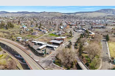 11 Main Street, Klamath Falls, OR 97601 - Photo 59