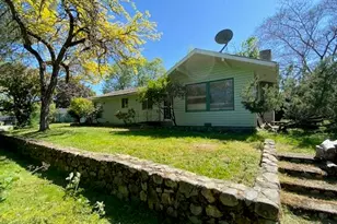 333 W Park St, Grants Pass, OR 97527 - Photo 39