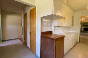 333 W Park St, Grants Pass, OR 97527 - Photo 17