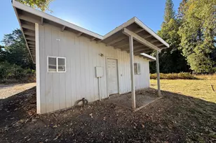 541 Caves Hwy, Cave Junction, OR 97523 - Photo 5