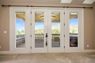 107 Monterey Dr, Medford, OR 97504 - Photo 47