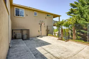 107 Monterey Dr, Medford, OR 97504 - Photo 105