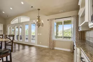 107 Monterey Dr, Medford, OR 97504 - Photo 33