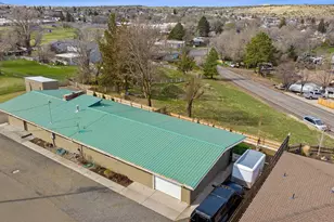 76 SE Hoff Ln, Madras, OR 97741 - Photo 37