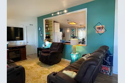 633 E Archwood Drive #60, Eagle Point, OR 97524 - Photo 9