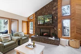 57326 Beaver Ridge Loop, Sunriver, OR 97707 - Photo 9