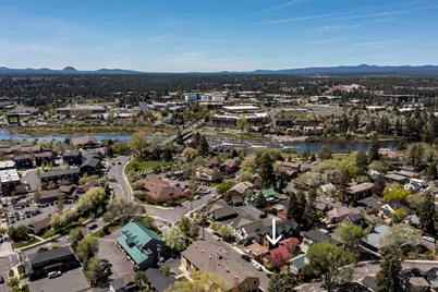 139 NW Broadway Street, Bend, OR 97703 - Photo 31