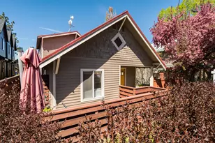 139 NW Broadway St, Bend, OR 97703 - Photo 3