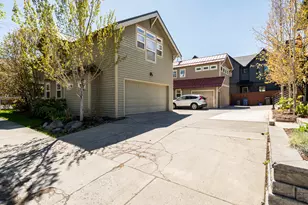 139 NW Broadway St, Bend, OR 97703 - Photo 29