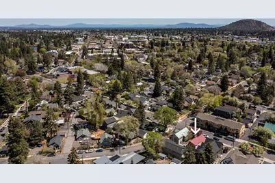 139 NW Broadway Street, Bend, OR 97703 - Photo 35