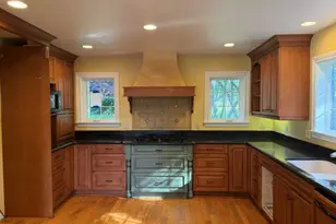 460 Sunshine Cir, Ashland, OR 97520 - Photo 11