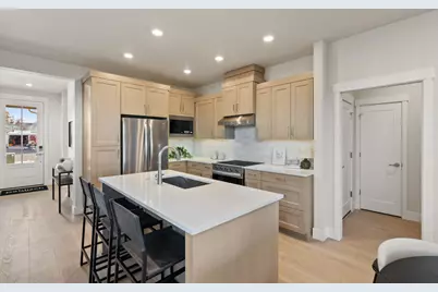 61147 NE Cobalt Street, Bend, OR 97701 - Photo 3