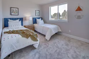 61151 NE Cobalt St, Bend, OR 97701 - Photo 7