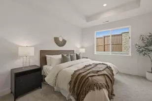 21423 NE Hayloft Pl, Bend, OR 97701 - Photo 5