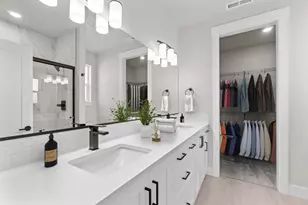 21427 NE Hayloft Pl, Bend, OR 97701 - Photo 5