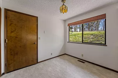 905 Lathrop Road, Grants Pass, OR 97526 - Photo 17