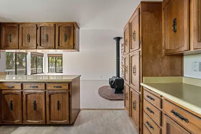 905 Lathrop Road, Grants Pass, OR 97526 - Photo 15