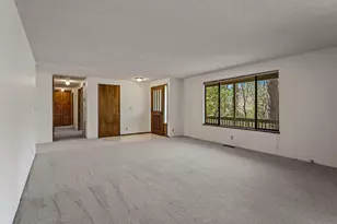 905 Lathrop Rd, Grants Pass, OR 97526 - Photo 9