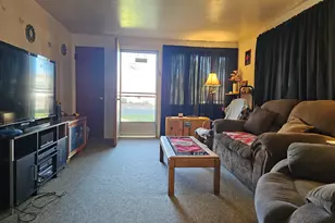 3614 Summers Ln, Klamath Falls, OR 97603 - Photo 7