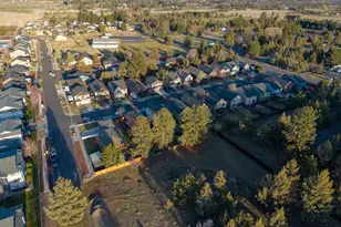 21315 Livingston Drive, Bend, OR 97701 - Photo 33