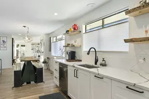 21315 Livingston Drive, Bend, OR 97701 - Photo 7