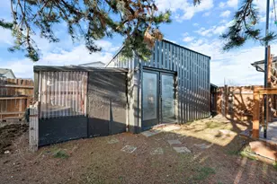 21315 Livingston Drive, Bend, OR 97701 - Photo 29