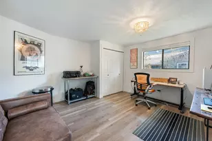 21315 Livingston Drive, Bend, OR 97701 - Photo 17