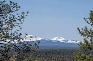 3615 NW Falcon Ridge, Bend, OR 97703 - Photo 5