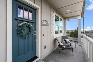 1017 SE Balsamroot Ln, Madras, OR 97741 - Photo 5