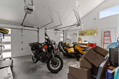 66985 Rock Island Lane, Bend, OR 97703 - Photo 25