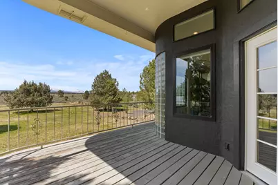 66985 Rock Island Lane, Bend, OR 97703 - Photo 11