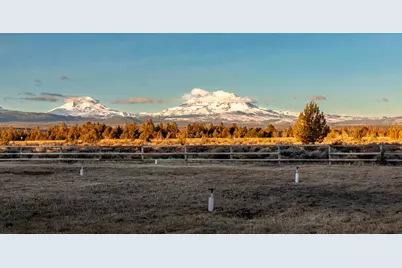 66985 Rock Island Lane, Bend, OR 97703 - Photo 3