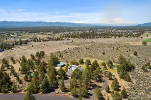 66985 Rock Island Ln, Bend, OR 97703 - Photo 35