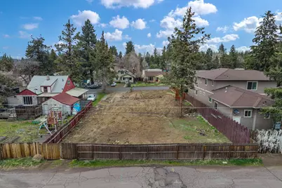 649 NE Kearney Avenue, Bend, OR 97701 - Photo 5