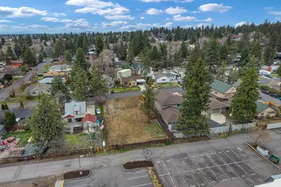 649 NE Kearney Avenue, Bend, OR 97701 - Photo 17