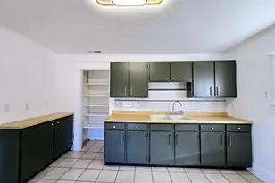 703 N 9th St, Klamath Falls, OR 97601 - Photo 9